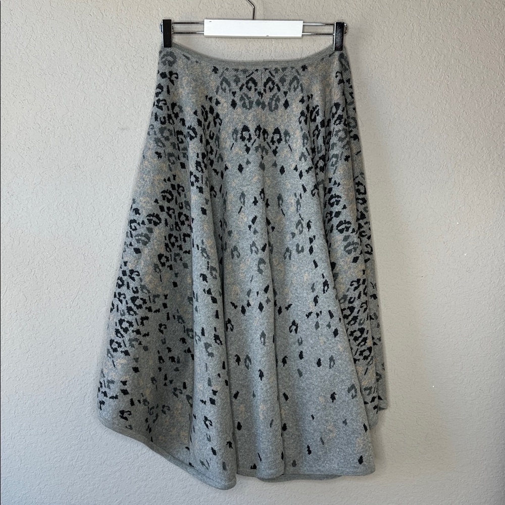 CAbi Women's Gigi Cardigan Sweater Cape Wrap OS Leopard‎ Print Boho Chic #3115 - Picture 5 of 9